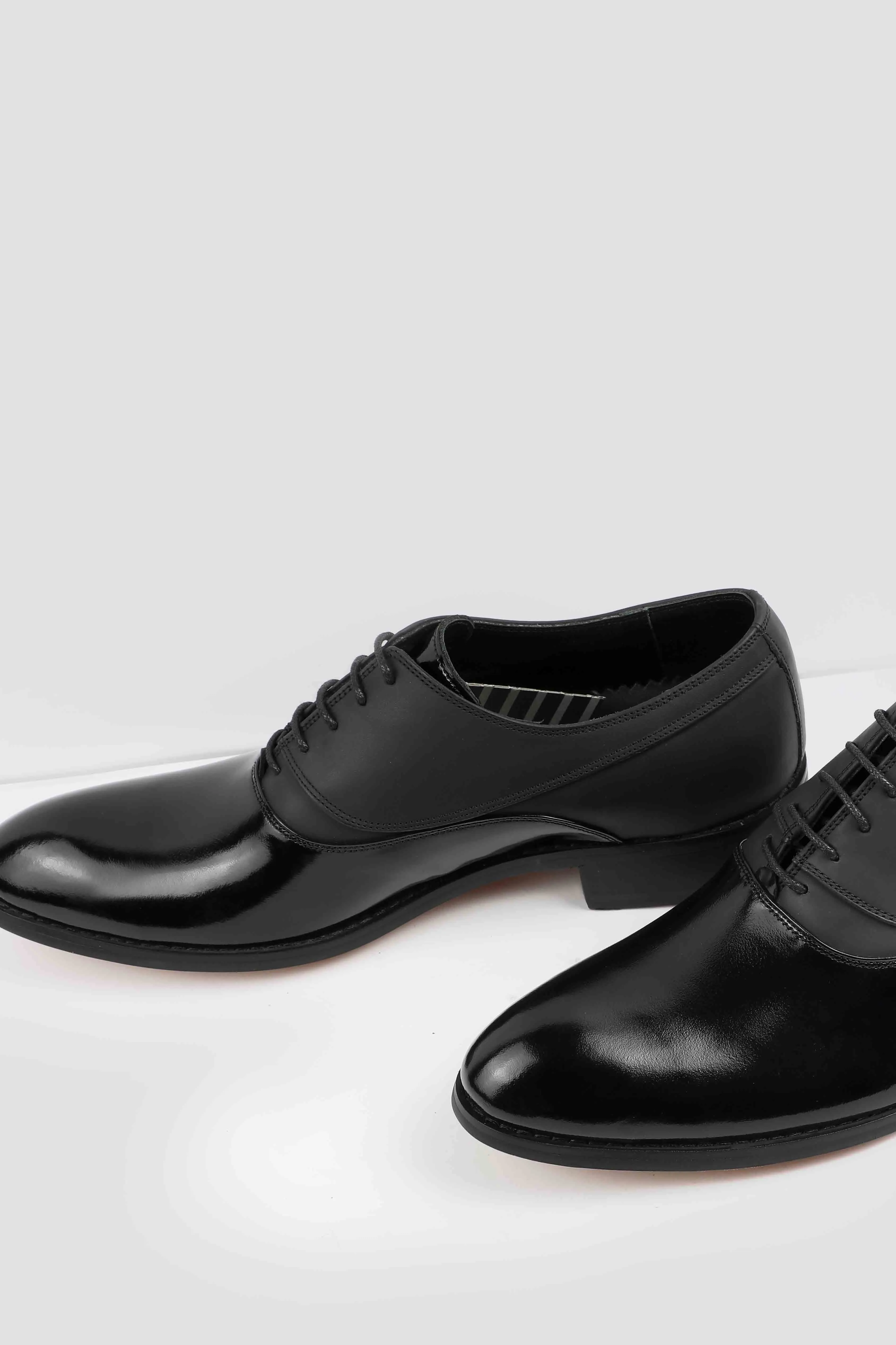Cap toe Oxford