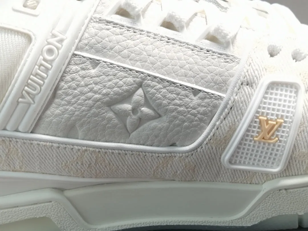 Chic LOUIS TRAINER VUITTON SNEAKER Risk-free returns LV