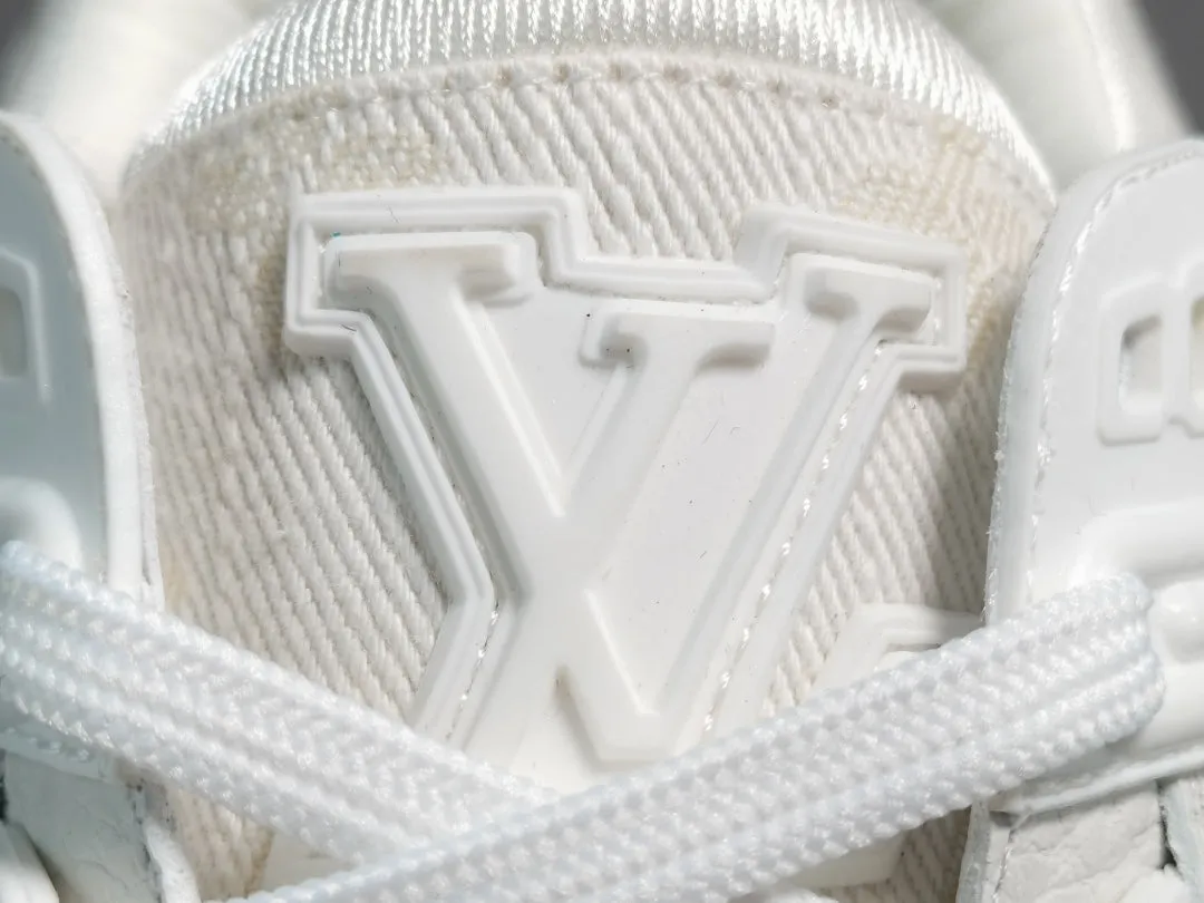 Chic LOUIS TRAINER VUITTON SNEAKER Risk-free returns LV
