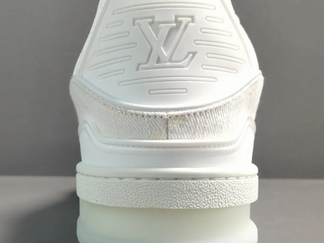 Chic LOUIS TRAINER VUITTON SNEAKER Risk-free returns LV