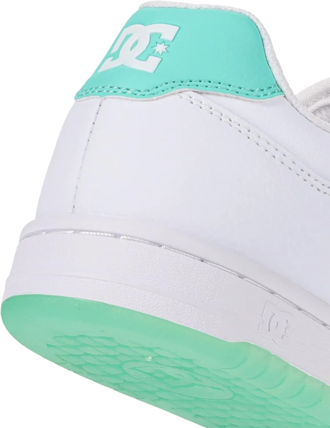 DC Shoes Women's Manteca 4 Sneaker
