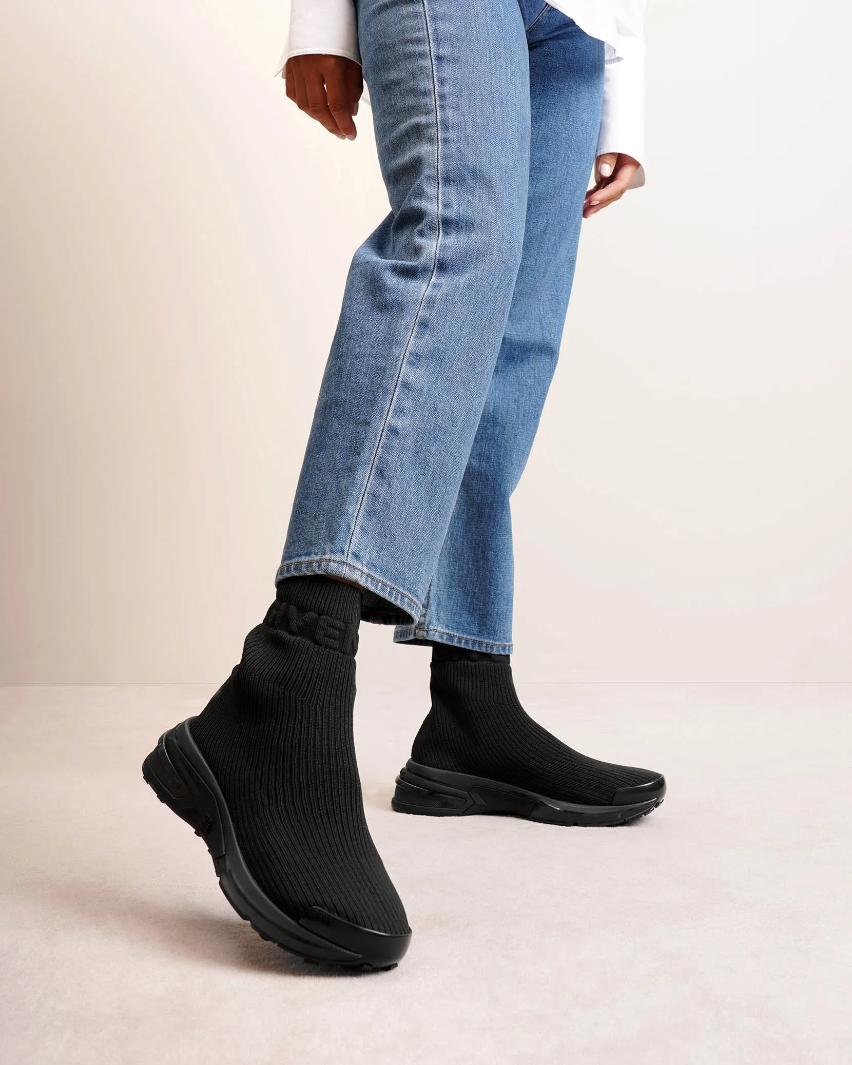Giv 1 logo sock sneakers