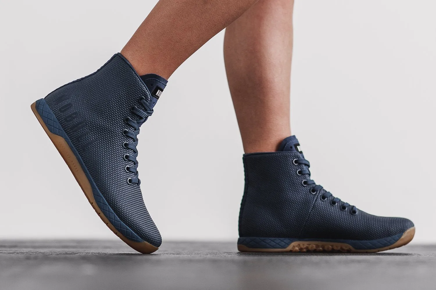 HIGH-TOP NAVY GUM TRAINER (WOMEN'S)