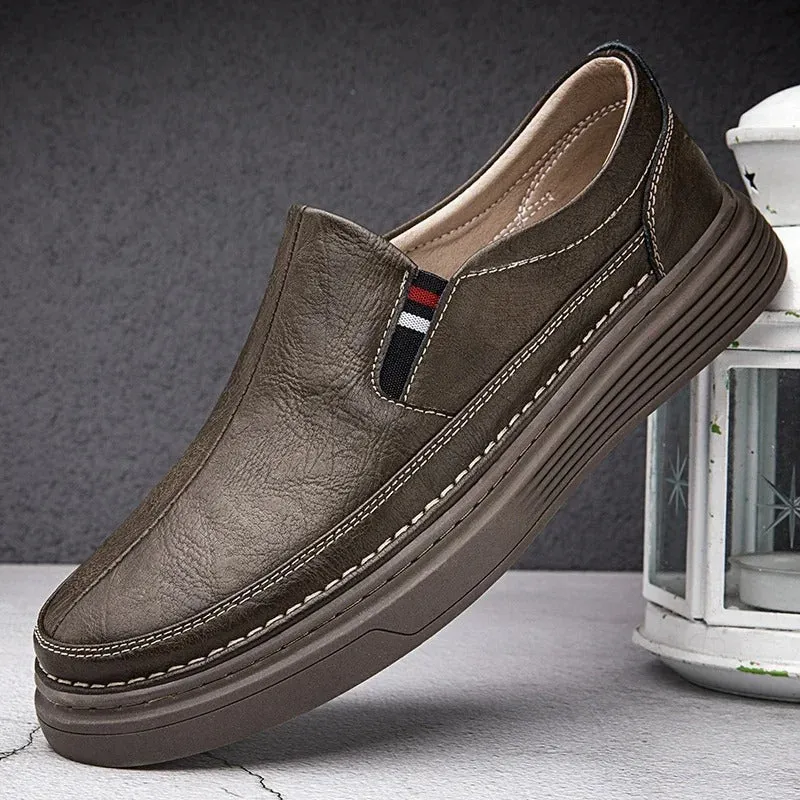 Hochwertige Leder Slipper für Herren –  Ideal für Frühling & Herbst