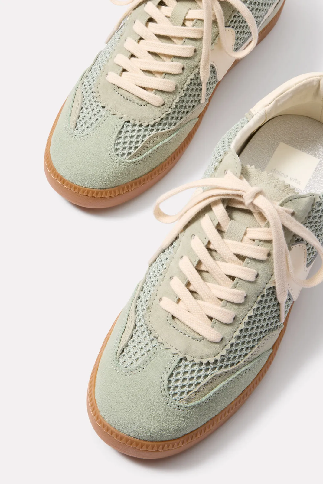 Notice Mesh Sneaker