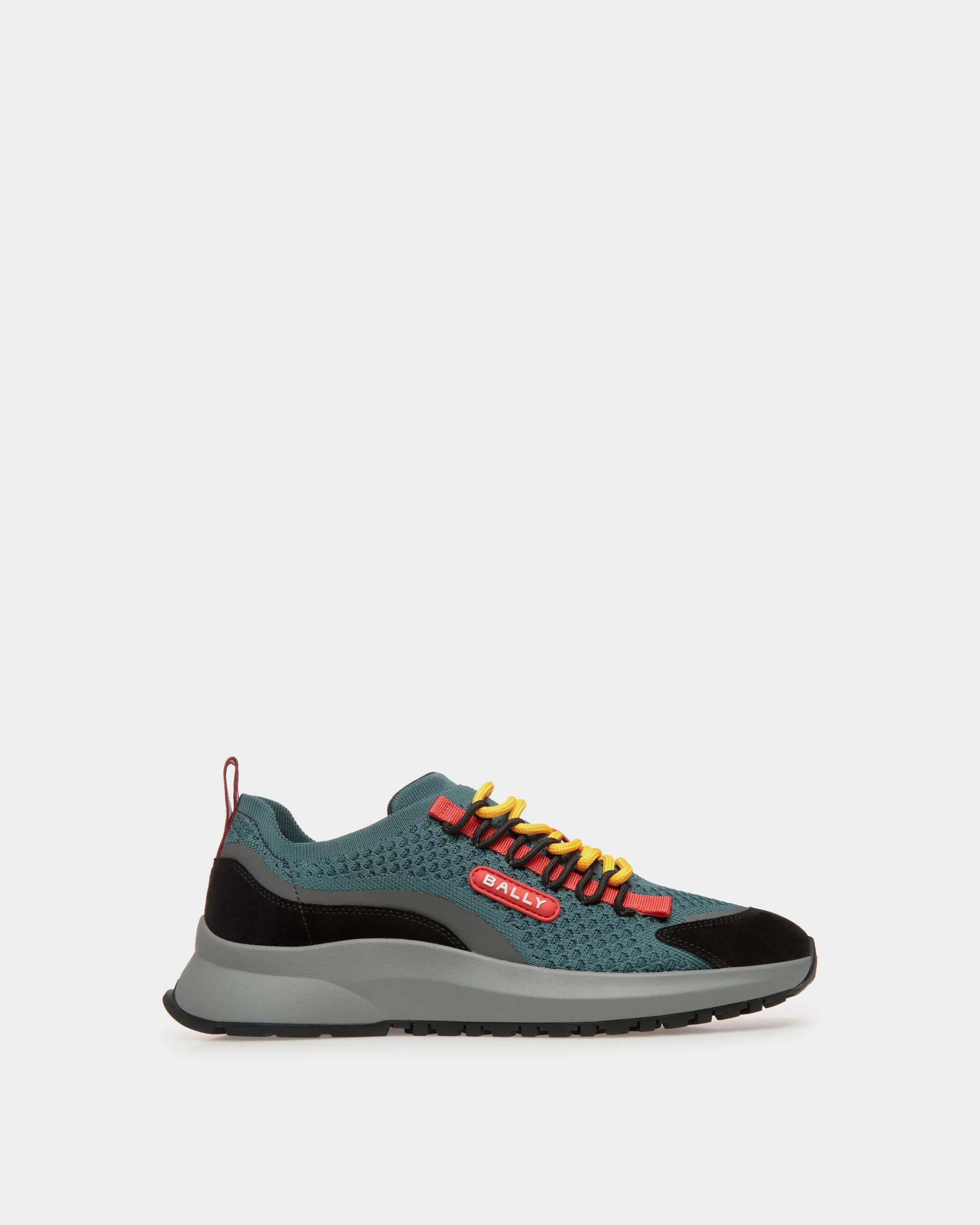 Outline Sneaker in Knit