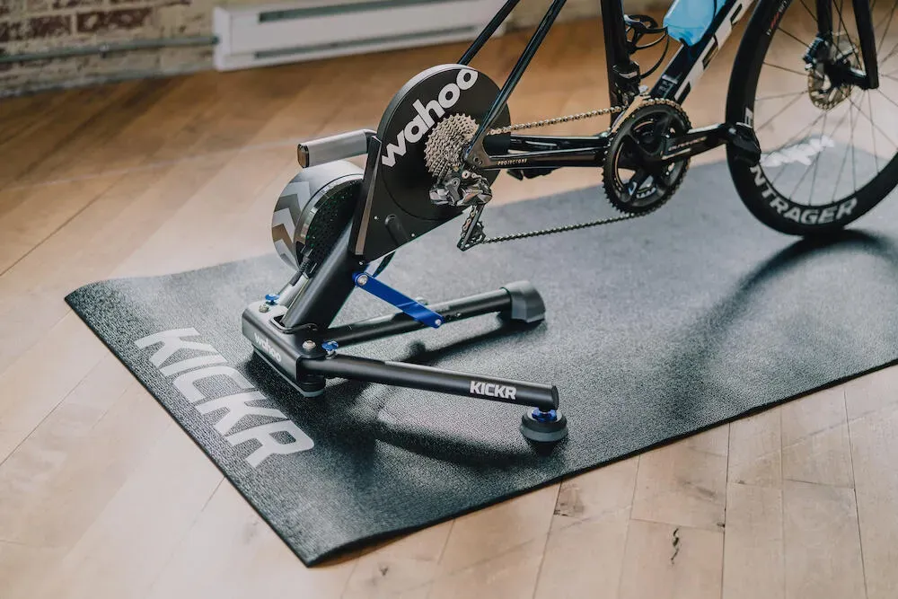 WAHOO KICKR V6 SMART TRAINER