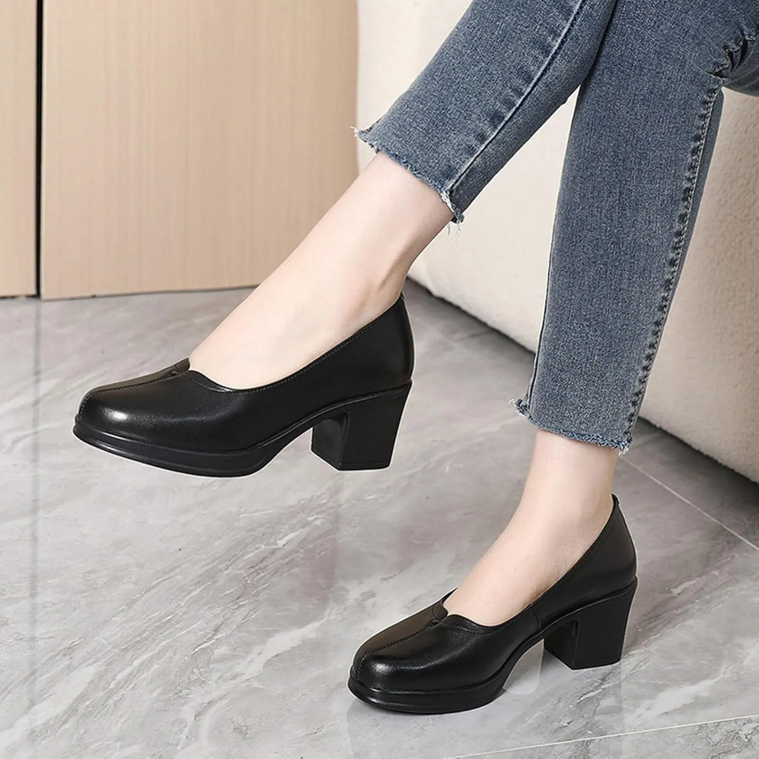 Women's Retro Round Toe Classic Platform Mid Heel High Heels Fashionable and Comfortable Leather Thick Heeled Dress Shoes