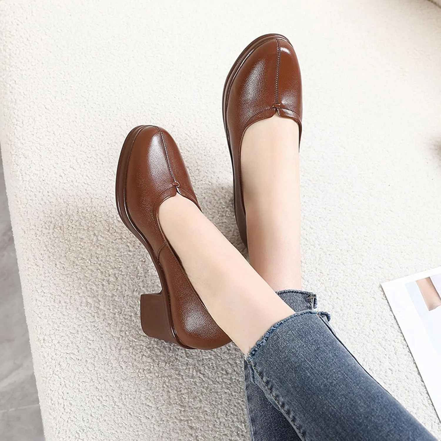 Women's Retro Round Toe Classic Platform Mid Heel High Heels Fashionable and Comfortable Leather Thick Heeled Dress Shoes