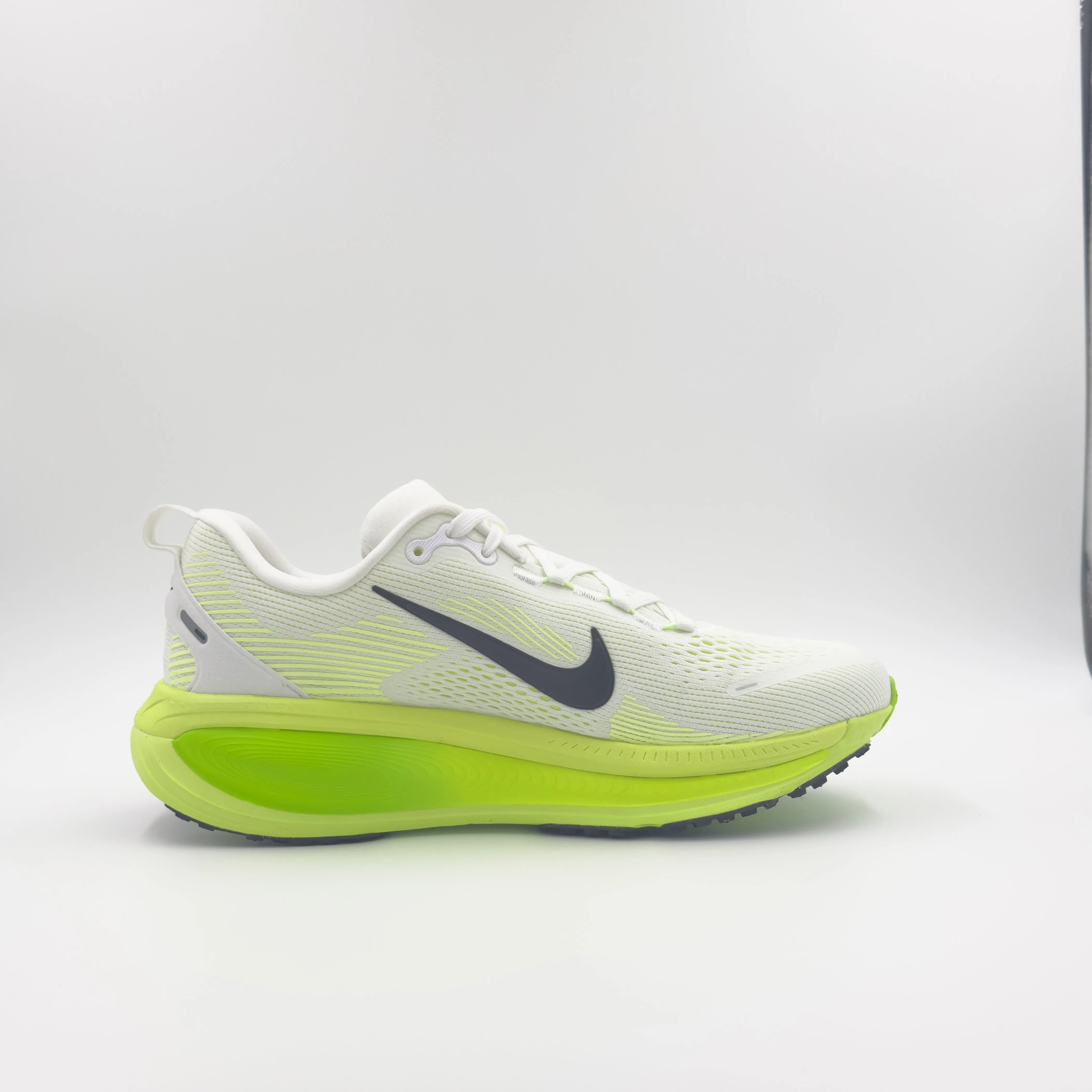 Women's Vomero 18