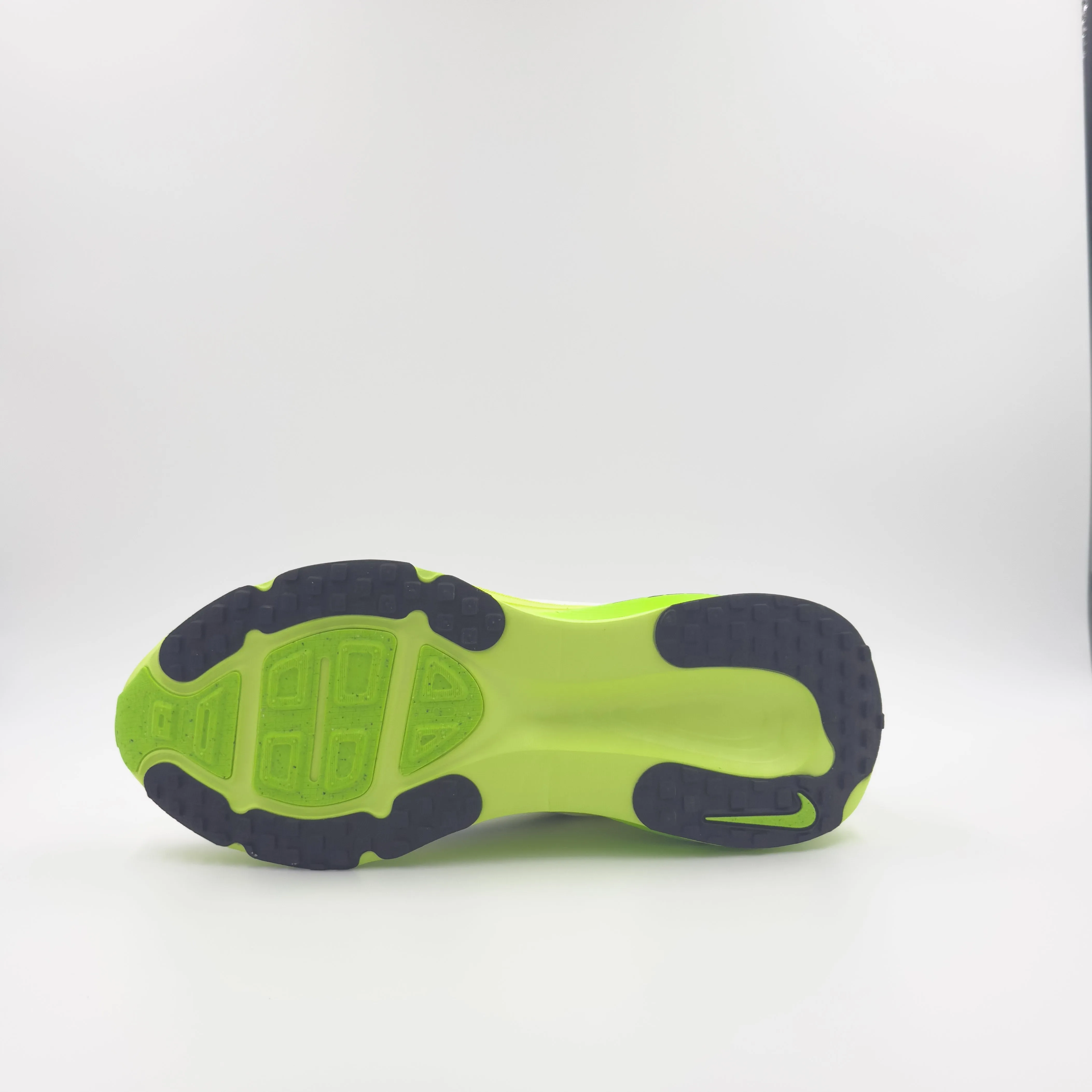 Women's Vomero 18